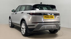 2019 (69) LAND ROVER RANGE ROVER EVOQUE 2.0 D180 SE 5dr Auto 1