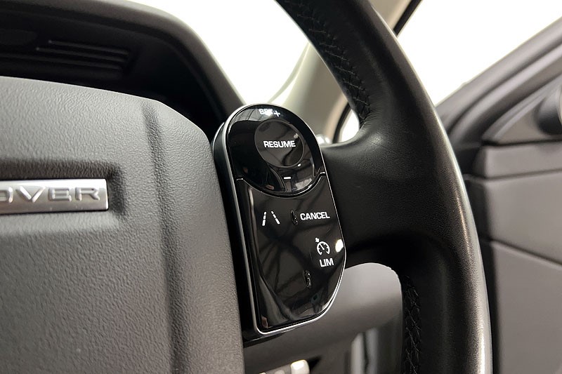 2019 (69) LAND ROVER RANGE ROVER EVOQUE 2.0 D180 SE 5dr Auto 5187532