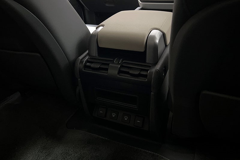 2021 (71) LAND ROVER DEFENDER 3.0 D250 X-Dynamic S 90 3dr Auto 5150836