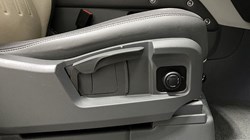 2021 (71) LAND ROVER DEFENDER 3.0 D250 X-Dynamic S 90 3dr Auto 5150840