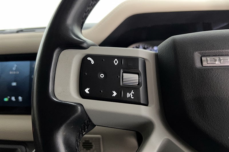 2021 (71) LAND ROVER DEFENDER 3.0 D250 X-Dynamic S 90 3dr Auto 5150845