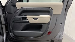 2021 (71) LAND ROVER DEFENDER 3.0 D250 X-Dynamic S 90 3dr Auto 5150837