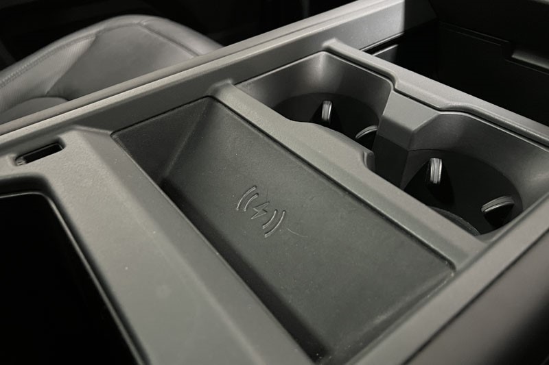 2025 (25) LAND ROVER DEFENDER 3.0 D350 X-Dynamic HSE 110 5dr Auto 5163158