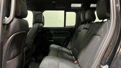2025 (25) LAND ROVER DEFENDER 3.0 D350 X-Dynamic HSE 110 5dr Auto 5163136