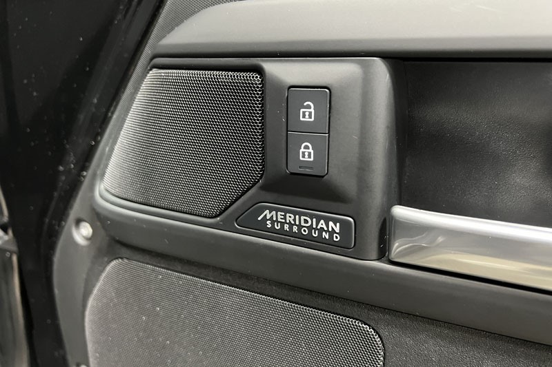 2025 (25) LAND ROVER DEFENDER 3.0 D350 X-Dynamic HSE 110 5dr Auto 5163147