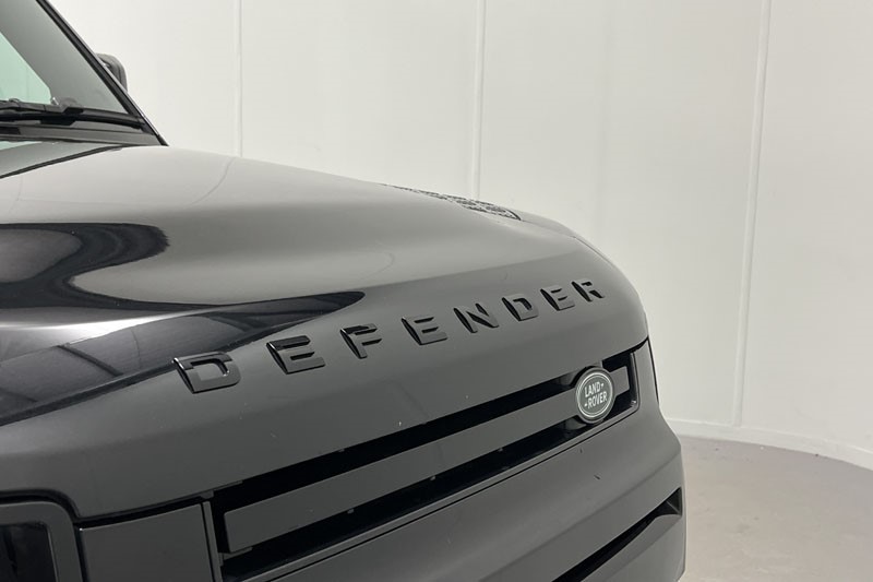 2025 (25) LAND ROVER DEFENDER 3.0 D350 X-Dynamic HSE 110 5dr Auto 5163185