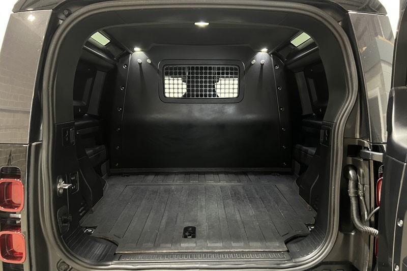 2024 (74) LAND ROVER COMMERCIAL DEFENDER 3.0 D350 Hard Top X-Dynamic HSE Auto [3 Seat] 5123336