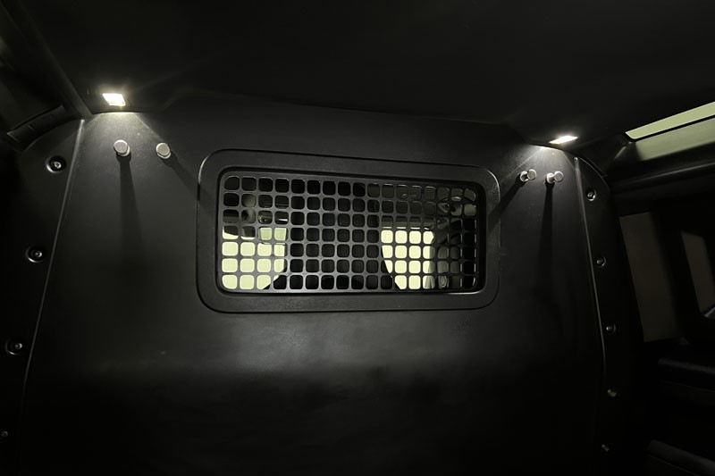 2024 (74) LAND ROVER COMMERCIAL DEFENDER 3.0 D350 Hard Top X-Dynamic HSE Auto [3 Seat] 5123338