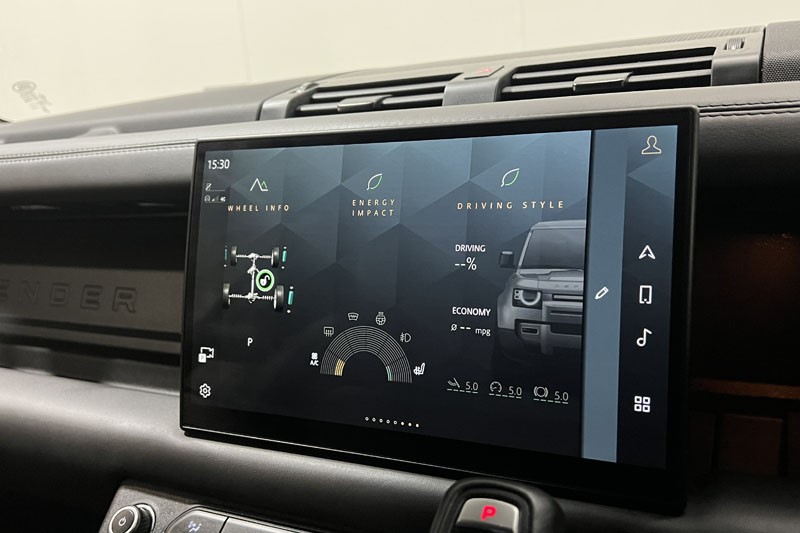 2024 (74) LAND ROVER COMMERCIAL DEFENDER 3.0 D350 Hard Top X-Dynamic HSE Auto [3 Seat] 5123329