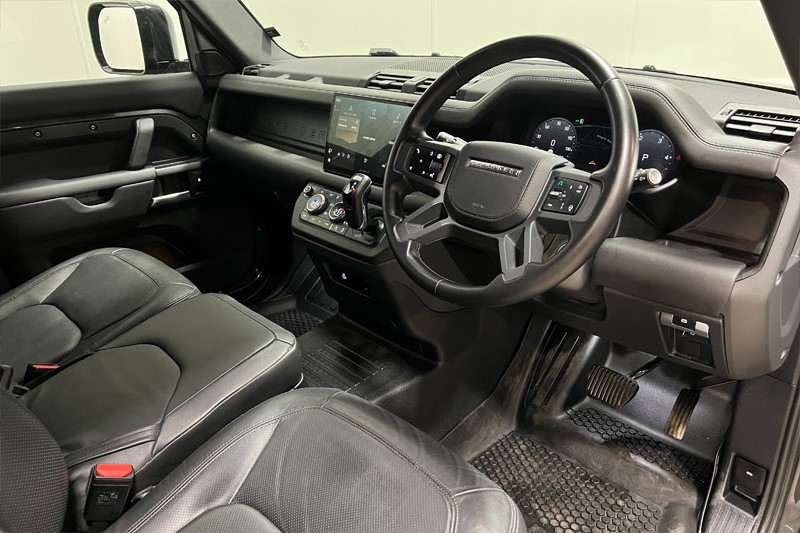 2024 (74) LAND ROVER COMMERCIAL DEFENDER 3.0 D350 Hard Top X-Dynamic HSE Auto [3 Seat] 5123306