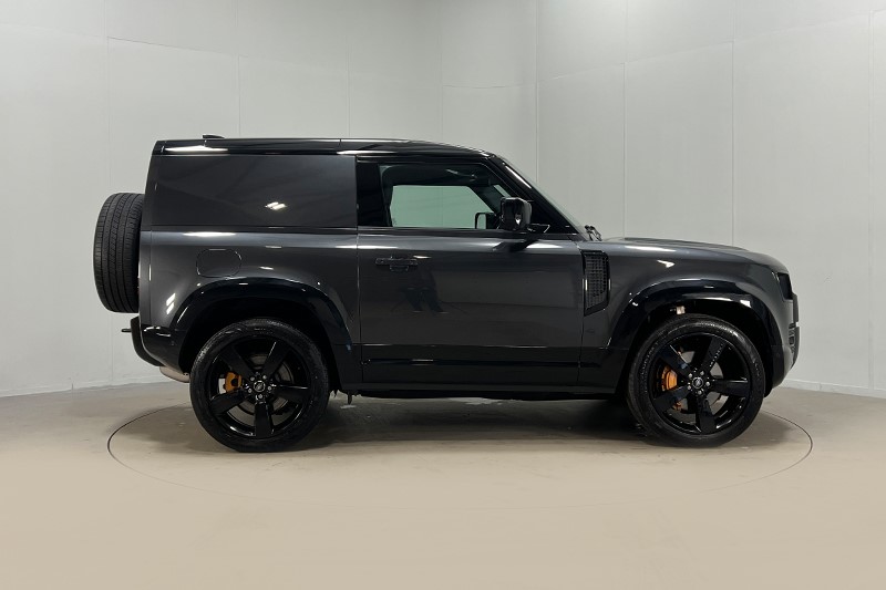 2024 (74) LAND ROVER COMMERCIAL DEFENDER 3.0 D350 Hard Top X-Dynamic HSE Auto [3 Seat] 5123302