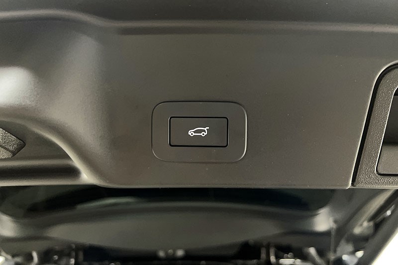 2023 (72) LAND ROVER RANGE ROVER EVOQUE 2.0 D200 R-Dynamic HSE 5dr Auto 5171033