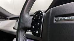 2020 (70) LAND ROVER RANGE ROVER EVOQUE 2.0 P200 R-Dynamic SE 5dr Auto 5118979