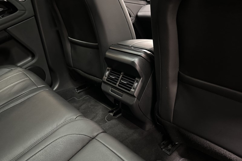 2022 (22) LAND ROVER RANGE ROVER EVOQUE 2.0 D200 R-Dynamic SE 5dr Auto 5122102