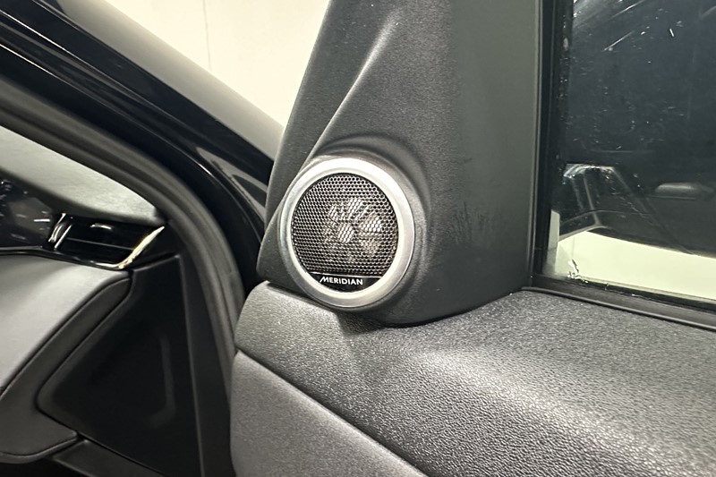 2022 (22) LAND ROVER RANGE ROVER EVOQUE 2.0 D200 R-Dynamic SE 5dr Auto 5122106