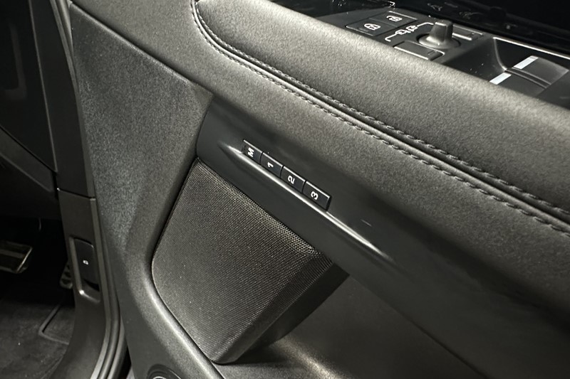 2022 (22) LAND ROVER RANGE ROVER EVOQUE 2.0 D200 R-Dynamic SE 5dr Auto 5122105