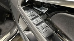 2022 (22) LAND ROVER RANGE ROVER EVOQUE 2.0 D200 R-Dynamic SE 5dr Auto 5122104
