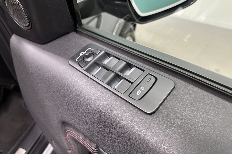 2023 (23) LAND ROVER DISCOVERY SPORT 1.5 P300e Urban Edition 5dr Auto [5 Seat] 5144646