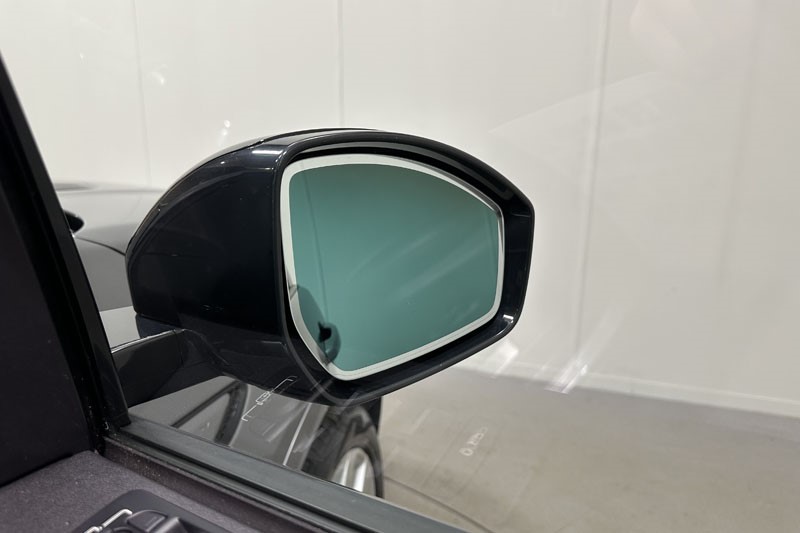 2023 (23) LAND ROVER DISCOVERY SPORT 1.5 P300e Urban Edition 5dr Auto [5 Seat] 5144648