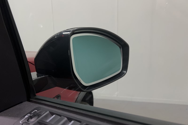 2024 (24) LAND ROVER DISCOVERY SPORT 2.0 D200 Dynamic SE 5dr Auto [5 Seat] 5134264