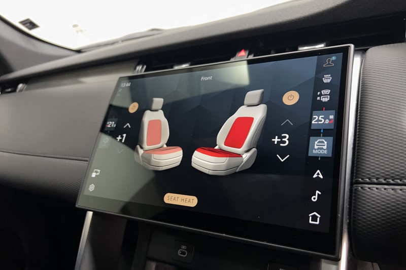 2024 (24) LAND ROVER DISCOVERY SPORT 2.0 D200 Dynamic SE 5dr Auto [5 Seat] 5134278