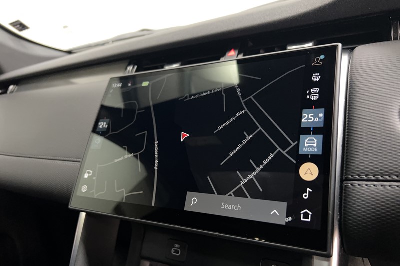 2024 (24) LAND ROVER DISCOVERY SPORT 2.0 D200 Dynamic SE 5dr Auto [5 Seat] 5134275