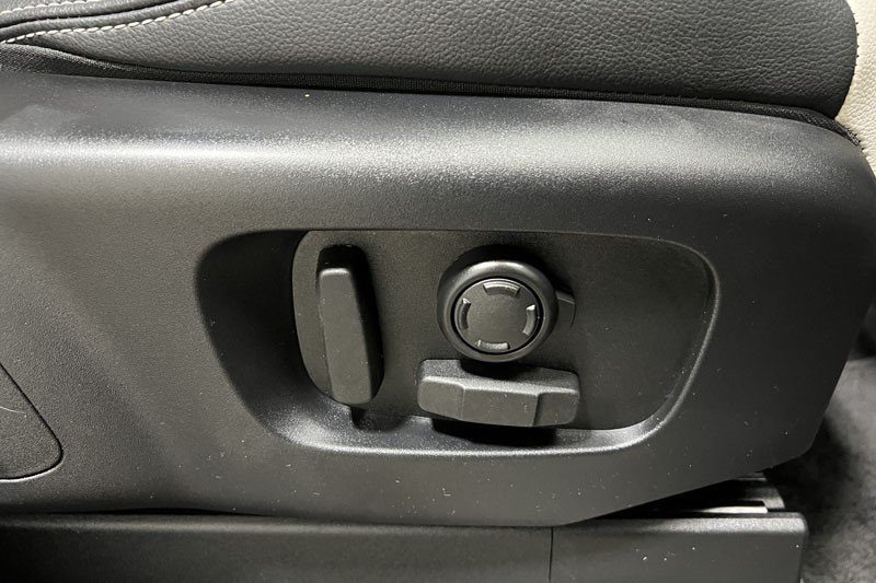 2024 (24) LAND ROVER DISCOVERY 3.0 D300 Dynamic SE 5dr Auto 5187827