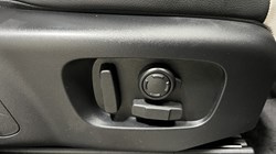 2024 (24) LAND ROVER DISCOVERY 3.0 D300 Dynamic SE 5dr Auto 5187827