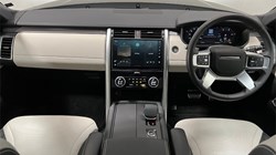 2024 (24) LAND ROVER DISCOVERY 3.0 D300 Dynamic SE 5dr Auto 5187819