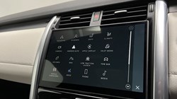 2024 (24) LAND ROVER DISCOVERY 3.0 D300 Dynamic SE 5dr Auto 5187843