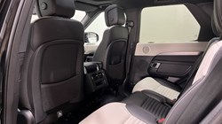 2024 (24) LAND ROVER DISCOVERY 3.0 D300 Dynamic SE 5dr Auto 5187849