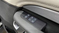 2024 (24) LAND ROVER DISCOVERY 3.0 D300 Dynamic SE 5dr Auto 5187824