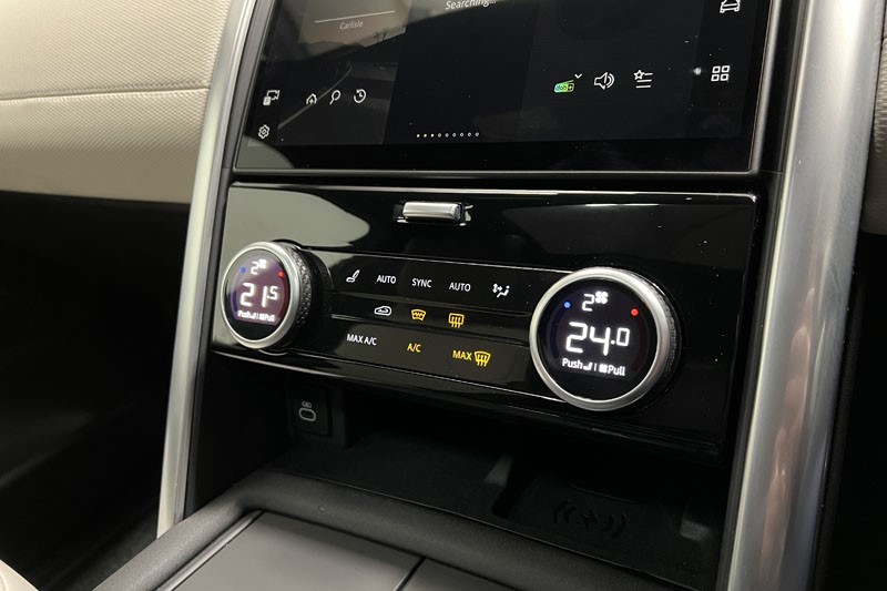 2024 (24) LAND ROVER DISCOVERY 3.0 D300 Dynamic SE 5dr Auto 5187837