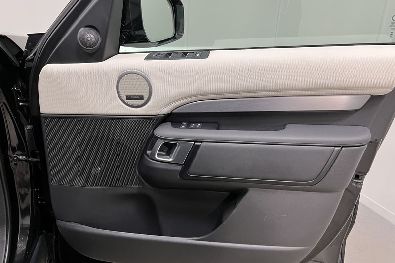 2024 (24) LAND ROVER DISCOVERY 3.0 D300 Dynamic SE 5dr Auto 5187823