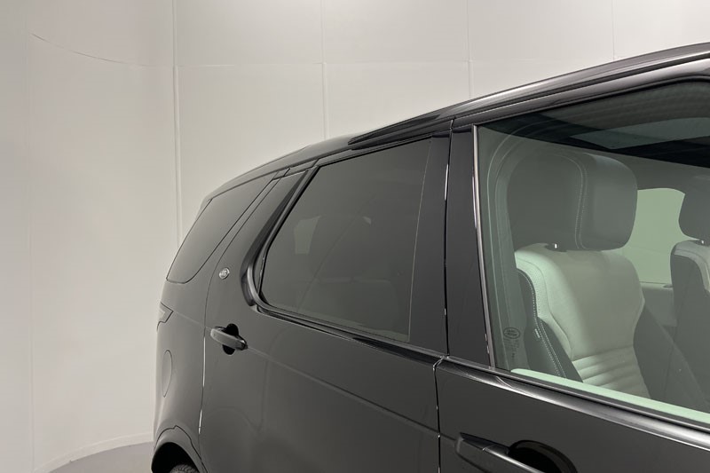 2024 (24) LAND ROVER DISCOVERY 3.0 D300 Dynamic SE 5dr Auto 5187859