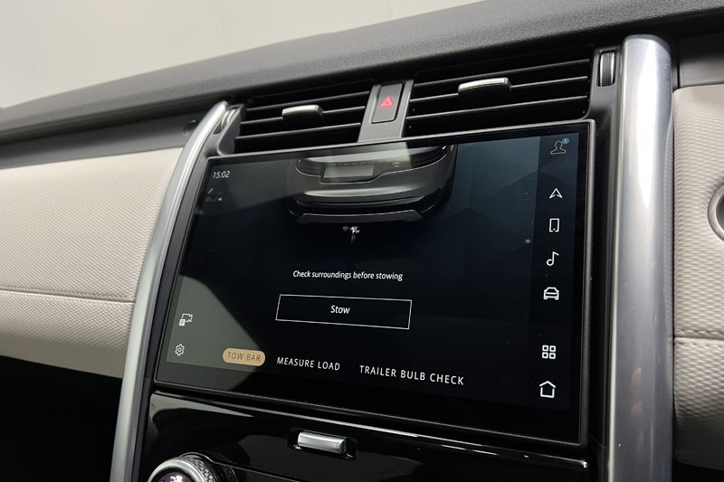 2024 (24) LAND ROVER DISCOVERY 3.0 D300 Dynamic SE 5dr Auto 5187846