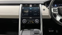 2024 (24) LAND ROVER DISCOVERY 3.0 D300 Dynamic SE 5dr Auto 5187820