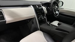 2024 (24) LAND ROVER DISCOVERY 3.0 D300 Dynamic SE 5dr Auto 5187847