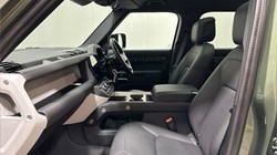 2026 (26) LAND ROVER DEFENDER 3.0 D250 X-Dynamic HSE 110 5dr Auto 5818566