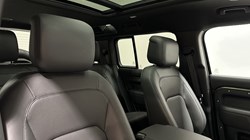2026 (26) LAND ROVER DEFENDER 3.0 D250 X-Dynamic HSE 110 5dr Auto 5818582
