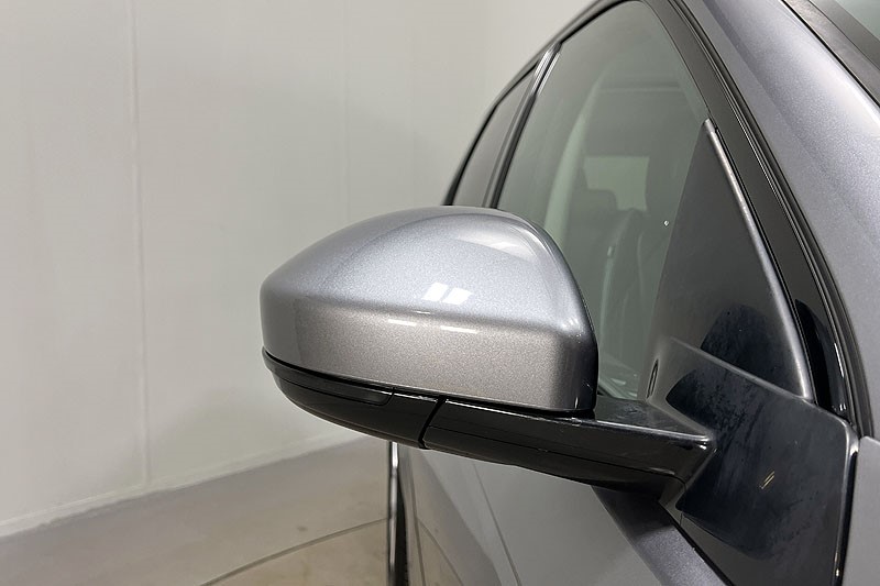 2020 (20) LAND ROVER DISCOVERY SPORT 2.0 D180 SE 5dr Auto 5118902