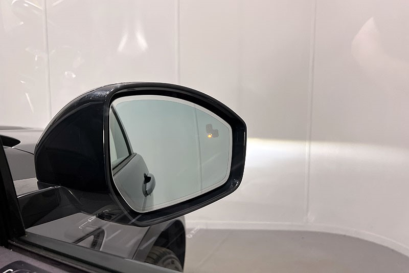 2020 (20) LAND ROVER DISCOVERY SPORT 2.0 D180 SE 5dr Auto 5118873