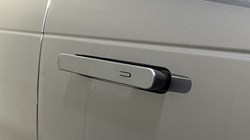 2023 (73) LAND ROVER RANGE ROVER SPORT 3.0 D300 Dynamic SE 5dr Auto 5244183