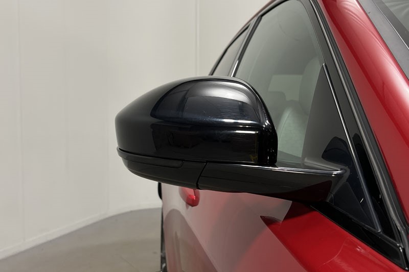 2024 (24) JAGUAR F-PACE 2.0 D200 R-Dynamic HSE Black 90th Anniv 5dr Auto 5194625