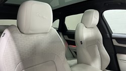 2024 (24) JAGUAR F-PACE 2.0 D200 R-Dynamic HSE Black 90th Anniv 5dr Auto 5194596