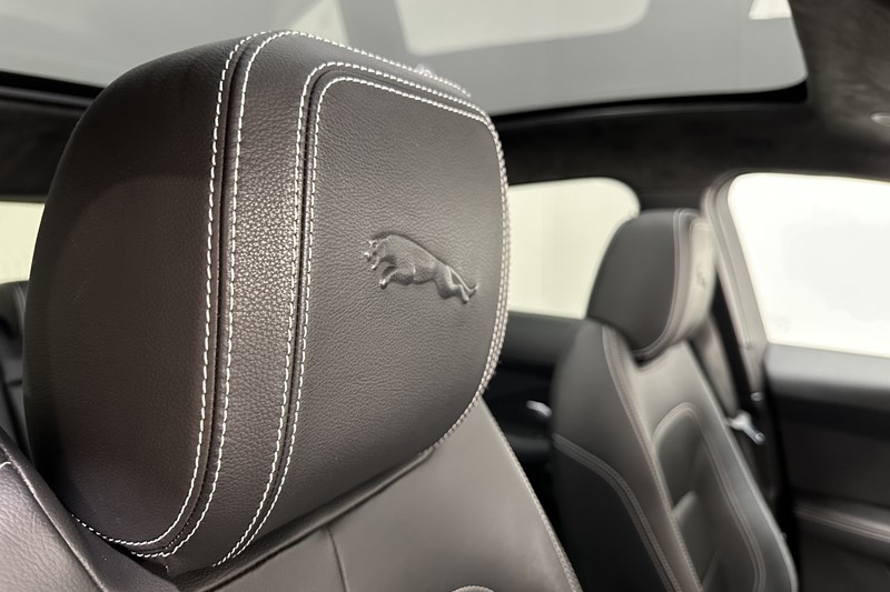 2022 (22) JAGUAR E-PACE 2.0 D200 R-Dynamic Black 5dr Auto 5131102