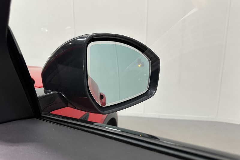 2022 (22) JAGUAR E-PACE 2.0 D200 R-Dynamic Black 5dr Auto 5131099