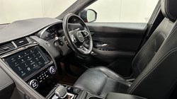 2022 (22) JAGUAR E-PACE 2.0 D200 R-Dynamic Black 5dr Auto 5131118