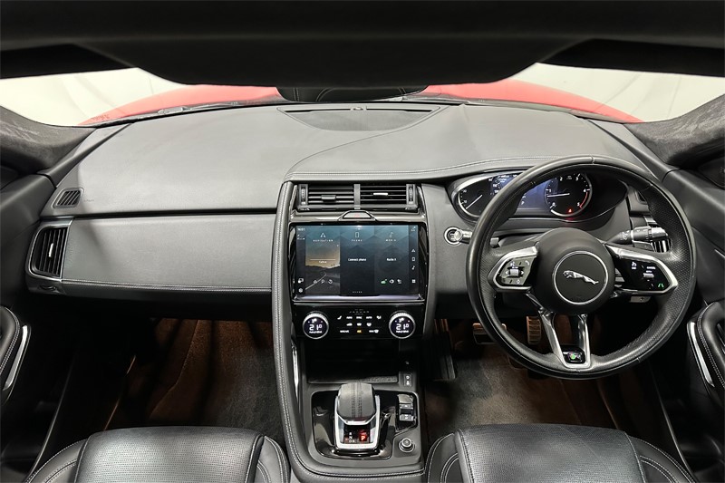 2022 (22) JAGUAR E-PACE 2.0 D200 R-Dynamic Black 5dr Auto 5131092