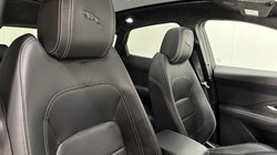 2022 (22) JAGUAR E-PACE 2.0 D200 R-Dynamic Black 5dr Auto 5131101